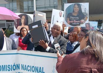 Exigen a la Procuraduría General hallar a culpables de explosión en San Cristóbal