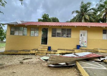 Lluvias causan daños en escuelas y sector aduanero