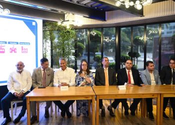 Guido Gómez Mazara llama a defender la verdad y resalta inversiones históricas del Gobierno en Santiago