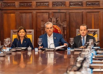 RD logra reducir su deuda pública y se mantiene entre los países más estables de la región