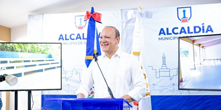 Ulises Rodríguez: un alcalde que impulsa la transformación integral de Santiago