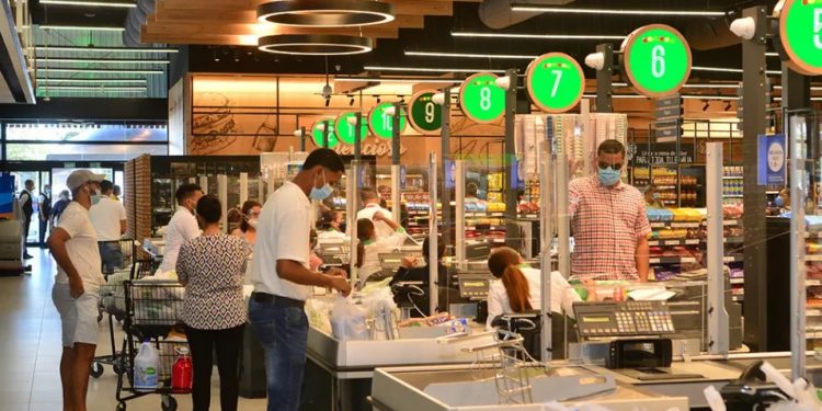 Tasa referencia baja 25 puntos y facilitará crédito