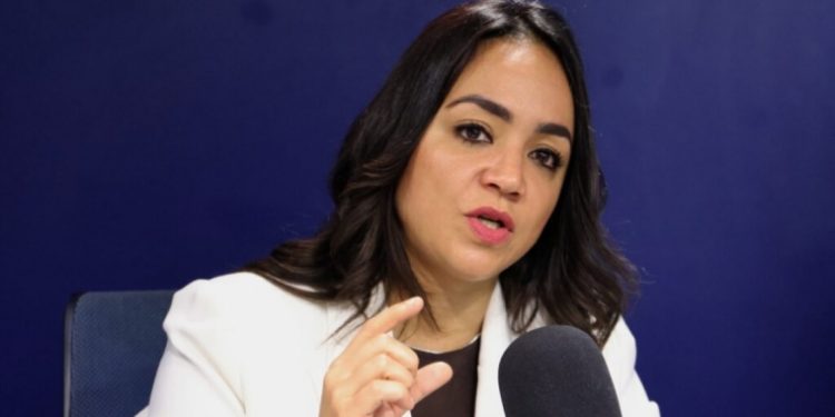 Ministra de Interior y Policía valora trabajo del general Jiménez Reinoso
