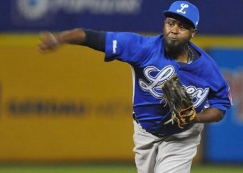 Los Tigres del Licey dejan libre a Jairo Asencio, el líder histórico de salvados de Lidom