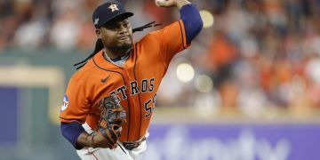 Framber Valdez encabeza lista de más de 15 dominicanos agentes libres en Grandes Ligas