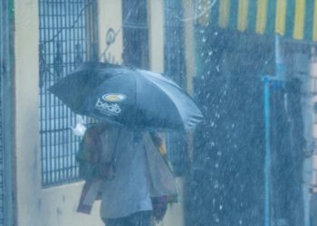 Vaguada continuará generando lluvias; mantienen alerta para varias provincias
