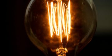 Haití sufre un severo racionamiento de electricidad en su capital este martes