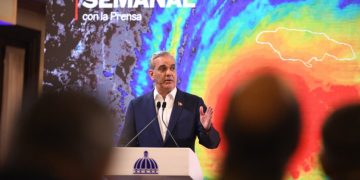 Abinader declara emergencia nacional para compras y contrataciones por daños ocasionados por Melissa