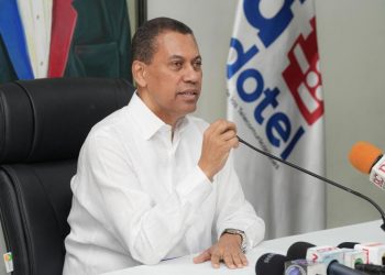 Gómez Mazara advierte sobre "alarmante aumento" de noticias falsas