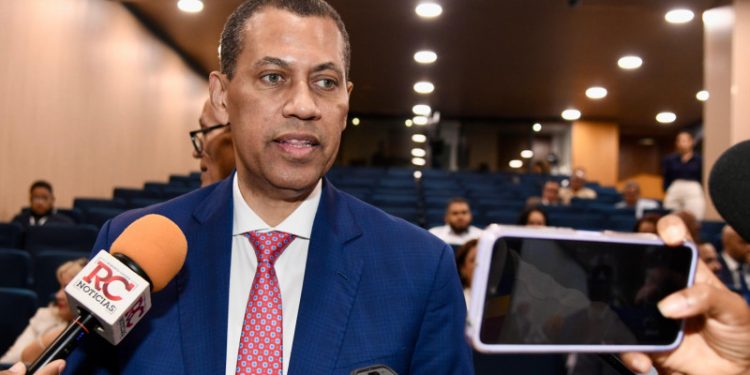 En RD la información enfrenta amenazas, revela el Indotel