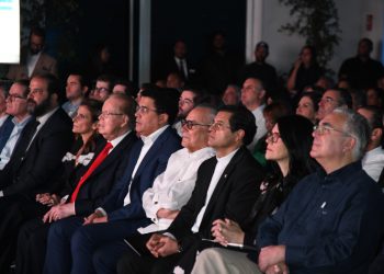 Feria Emprendedores reconoce a Pepín Corripio, Frank Rainieri y Ligia Bonetti