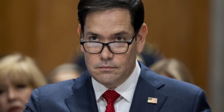 Rubio dice que EE.UU. tiene todo el derecho a operar militarmente en "su hemisferio"