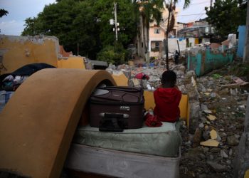 Gobierno inicia desalojo para ampliación de la República de Colombia