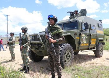 Mayor vigilancia militar en la frontera dominicana ante disturbios en Haití