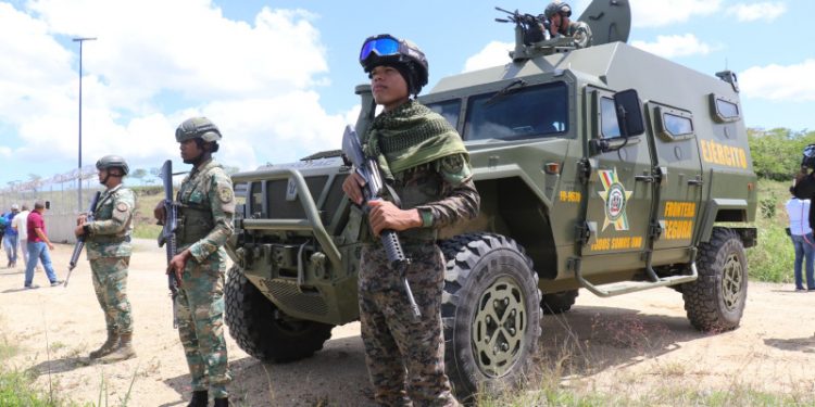 Mayor vigilancia militar en la frontera dominicana ante disturbios en Haití