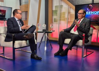 Miguel Franjul asegura amenaza de la prensa es la IA y no los gobiernos