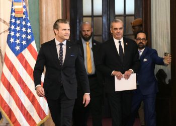 Pete Hegseth agradece a Abinader por apoyar lucha contra drogas