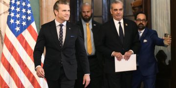 Pete Hegseth agradece a Abinader por apoyar lucha contra drogas