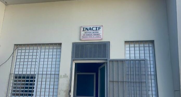 Delincuentes matan a tiros a vigilante privado durante un atraco en Gurabo, Santiago