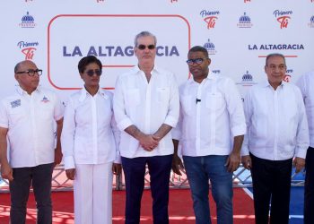 Presidente Abinader anuncia anheladas soluciones a problemas de alcantarillado, agua potable y electricidad en Higüey