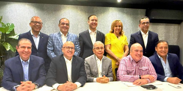 El PLD acuerda elegir su candidato presidencial en 2026