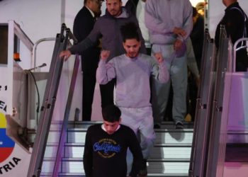 Venezuela autoriza a EEUU reanudación de vuelos de deportación