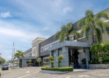 Fusión de Economía y Hacienda trae despidos y movimientos