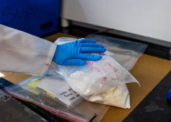 Cuba afirma que clasificación del fentanilo como arma es un pretexto de guerra de EE.UU.