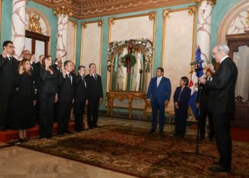 Juramentan nuevos jueces del Tribunal Superior Electoral