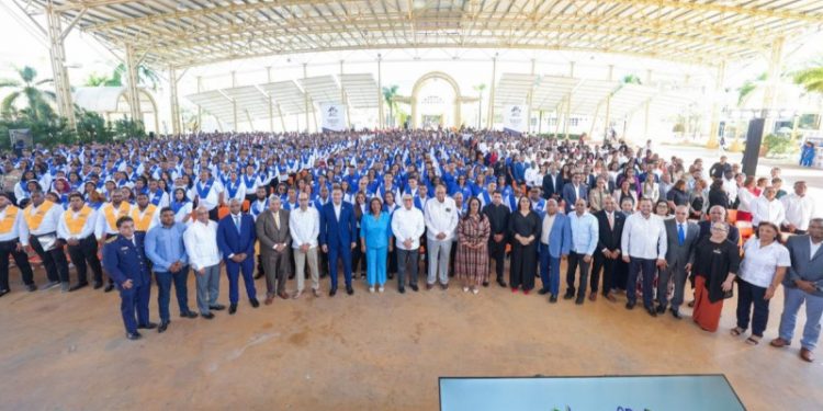 Infotep gradúa a 1,416 nuevos técnicos, docentes y especialistas de la región Sur