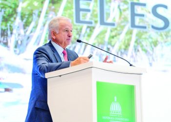 Exministro chileno pide al país fortalecer su institucionalidad fiscal para sostener crecimiento