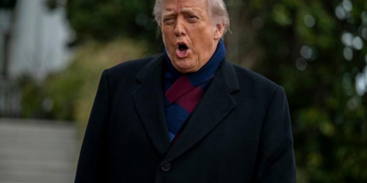 Trump prohíbe la entrada a Estados Unidos a siete países más