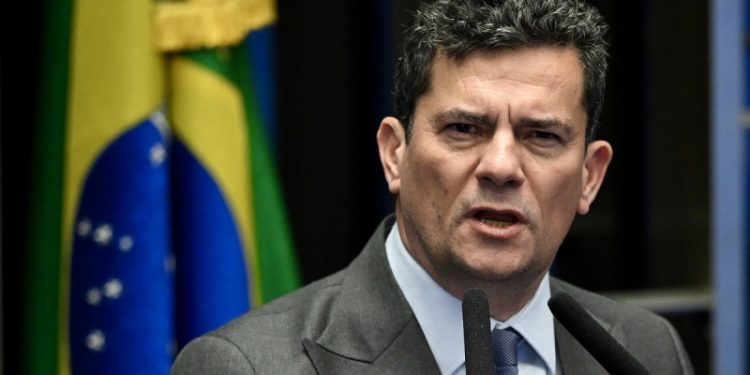 Congreso brasileño aprueba ley para rebajar la pena de cárcel de Bolsonaro