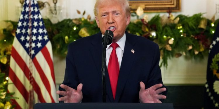 Trump asegura que EEUU atacó zona de atraque para supuestas embarcaciones de drogas de Venezuela