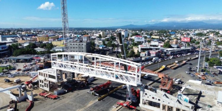 Eduardo Estrella: Mejoría en tráfico del km9 de la Autopista Duarte se notará en los “próximos días”