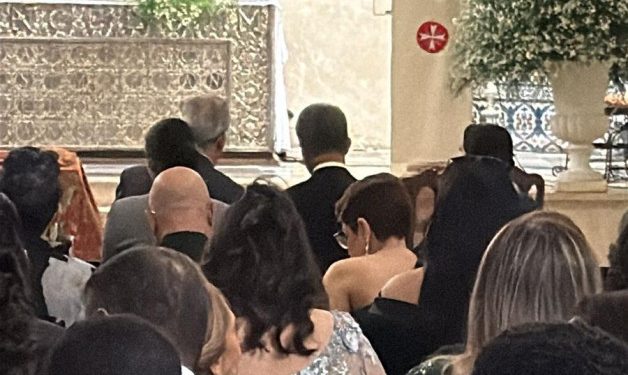 Una boda reúne a Abinader y Leonel fuera del escenario político