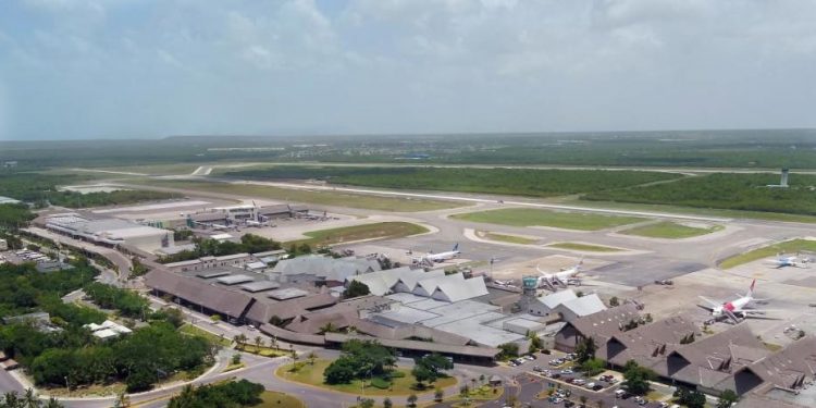 Aeropuerto de Punta Cana alcanza un nuevo récord con 896 vuelos semanales
