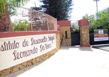 Tras la muerte de una estudiante, Colegio Da Vinci suspende docencia por «la tranquilidad de las familias»
