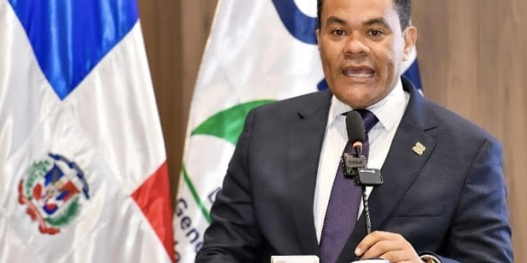 Critica fondos trabajadores sean usados para financiar pensiones