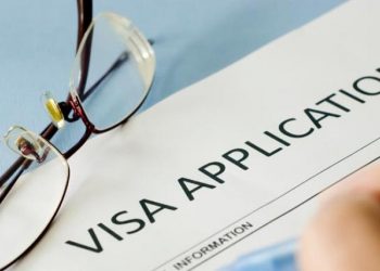 Trump suspende la emisión de visa para 75 países, incluidos Colombia, Brasil y Rusia