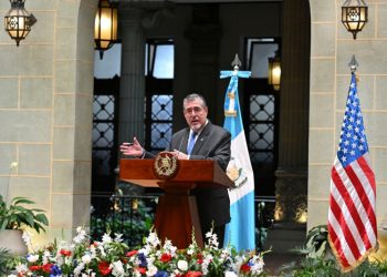 Presidente de Guatemala declara el estado de sitio tras ola de violencia de las pandillas