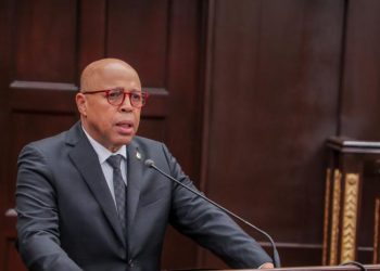 Pacheco rechaza despidos de dirigentes del PRM: “Si eso me cuesta el puesto, que me cueste”