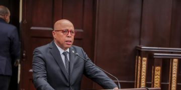 Pacheco rechaza despidos de dirigentes del PRM: “Si eso me cuesta el puesto, que me cueste”