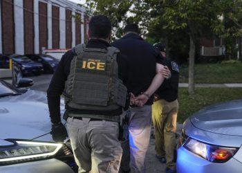 Gobierno de Trump investiga a autoridades de Minnesota por supuesta "obstrucción" al ICE
