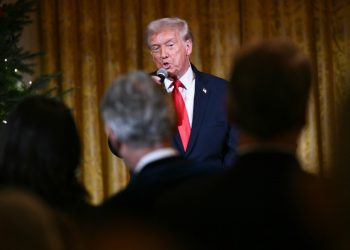 Trump asegura que su reunión con Petro saldrá "fenomenal"