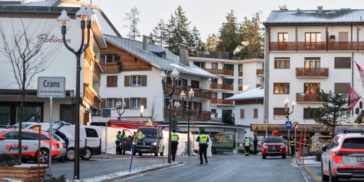 Decenas de muertos y centenar de heridos en un incendio en bar en estación suiza de esquí