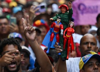 Miles de personas marchan en Caracas para exigir la liberación de Nicolás Maduro