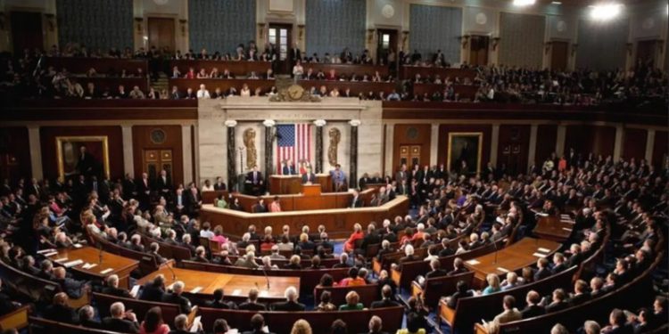 Senado intenta bloquear nuevas incursiones de Trump en Venezuela