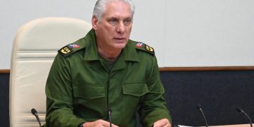 Cuba evalúa su preparación militar en medio de tensiones con EEUU