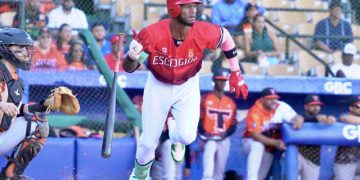 Escogido vence a Toros y "pone un pie" en la serie final